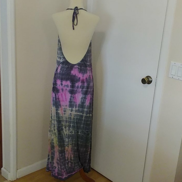 XS LOVE TANJANE Halter Dress AA41 3716 - Picture 2 of 5